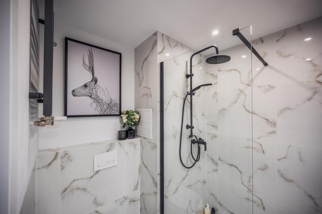 Ferienwohnung Przytulny Apartament 150 Metrow Od Rynku Breslau Exterior foto
